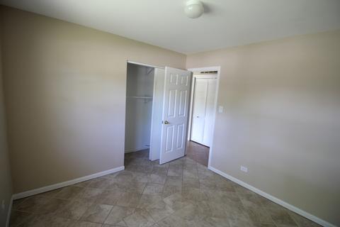 50 Westview St, Hoffman Estates, IL 60169 photo 12