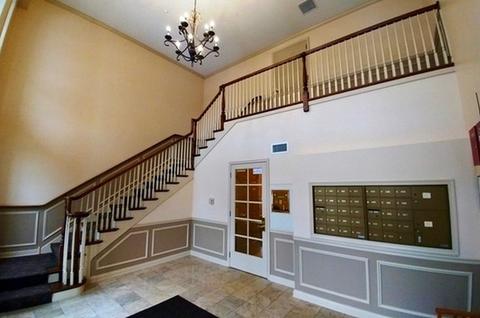 660 Prestwick Ln #505, Wheeling, IL 60090 photo 2