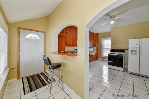 514 Jackson St, Aurora, IL 60505 photo 8