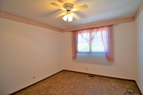 7719 Mcvicker Ave, Burbank, IL 60459 photo 12