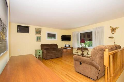 524 E Turner Ave, Roselle, IL 60172 photo 4
