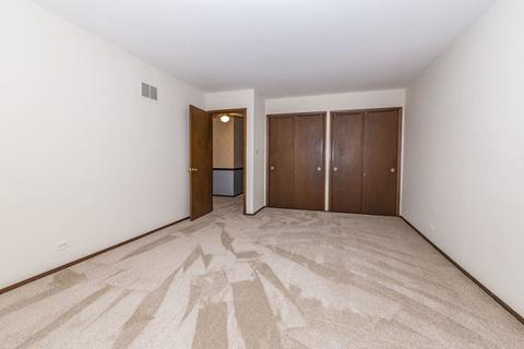 591 Garys Dr, Antioch, IL 60002 photo 5