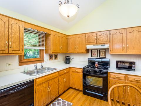789 Ayers St, Bolingbrook, IL 60440 photo 15
