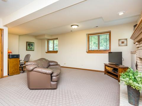 789 Ayers St, Bolingbrook, IL 60440 photo 23