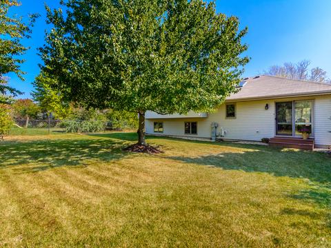 789 Ayers St, Bolingbrook, IL 60440 photo 4