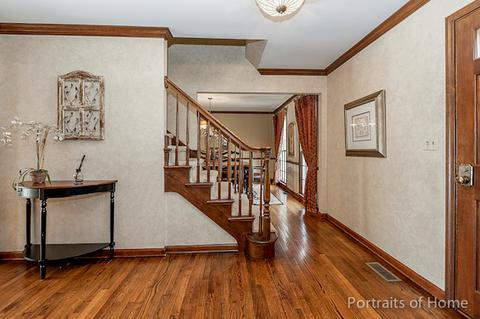 524 Brighton Dr, Wheaton, IL 60189 photo 4