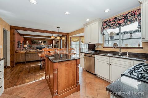 524 Brighton Dr, Wheaton, IL 60189 photo 6