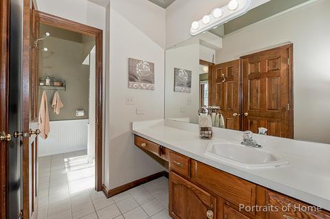 524 Brighton Dr, Wheaton, IL 60189 photo 17
