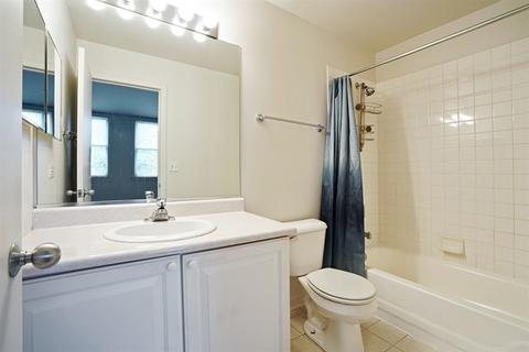526 E 32nd St #C, Chicago, IL 60616 photo 10