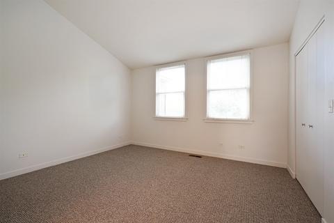 526 E 32nd St #C, Chicago, IL 60616 photo 8