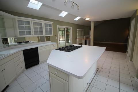 2240 Buckthorn Dr, Algonquin, IL 60102 photo 7