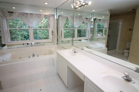 2240 Buckthorn Dr, Algonquin, IL 60102 photo 13
