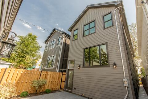 2426 N Artesian Ave, Chicago, IL 60647 photo 22