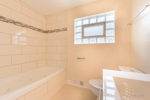 321 E 107th St, Chicago, IL 60628 photo 18