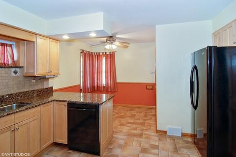 8026 45th St, Lyons, IL 60534 photo 4