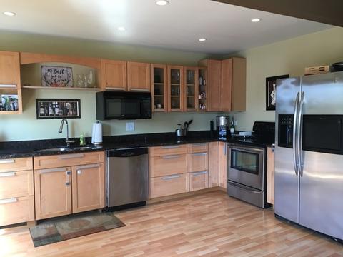 772 Golfview Dr, Roselle, IL 60172 photo 2