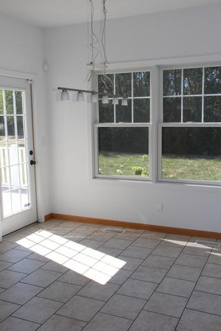 2454 Valley View Dr, Kankakee, IL 60901 photo 5
