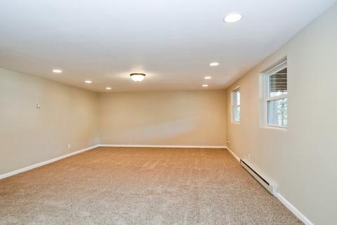 430 Castle Rd, Mchenry, IL 60050 photo 6