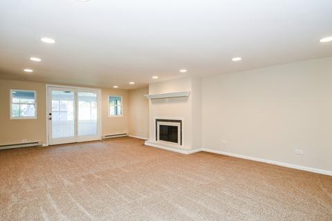 430 Castle Rd, Mchenry, IL 60050 photo 5