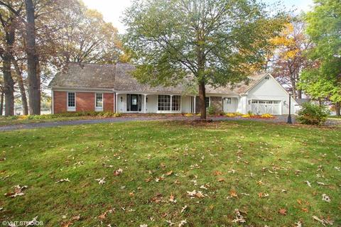 1 Elmwood Dr, Kankakee, IL 60901 photo 1