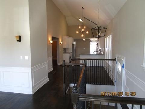 410 E 87th Pl, Chicago, IL 60619 photo 3