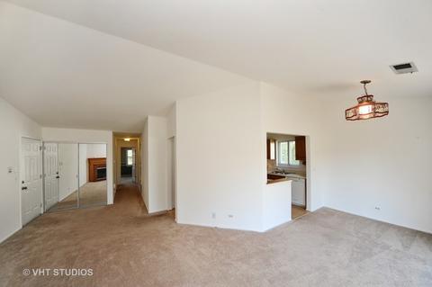 1412 Shore Ct #C2, Wheeling, IL 60090 photo 3