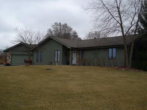 2424 Marquardt Ln, Mchenry, IL 60051 photo 1