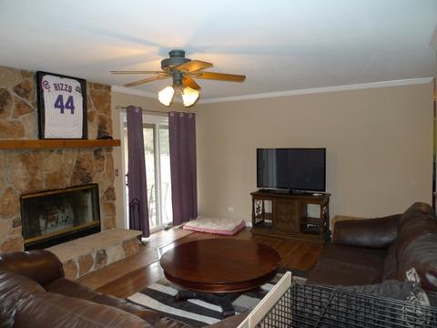 2424 Marquardt Ln, Mchenry, IL 60051 photo 3