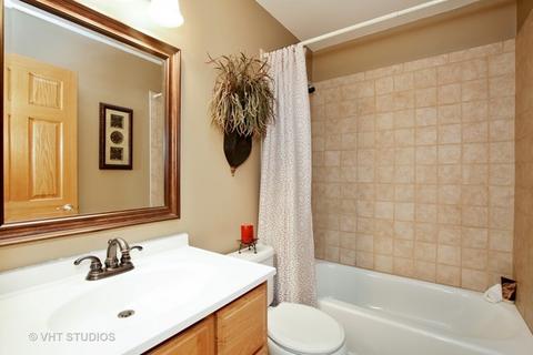 2 Falcon Ridge Ct, Algonquin, IL 60102 photo 15