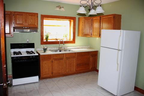 524 Grace St, Elgin, IL 60120 photo 8