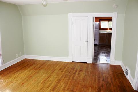 524 Grace St, Elgin, IL 60120 photo 14
