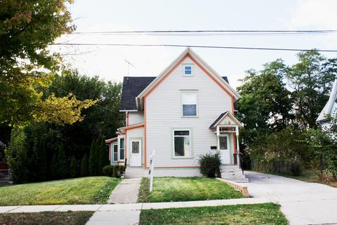 524 Grace St, Elgin, IL 60120 photo 1