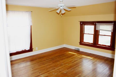 524 Grace St, Elgin, IL 60120 photo 11