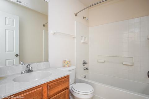 715 Eberly Ct, Plano, IL 60545 photo 16