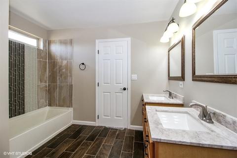 142 Moonlight Rd, Matteson, IL 60443 photo 8