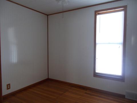 322 E 2nd St, Spring Valley, IL 61362 photo 7