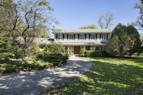 2033 Wagner Rd, Glenview, IL 60025 photo 1