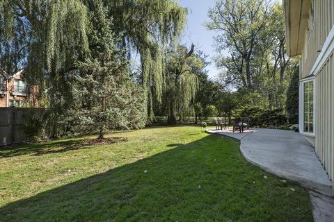 2033 Wagner Rd, Glenview, IL 60025 photo 14