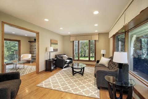 2033 Wagner Rd, Glenview, IL 60025 photo 4