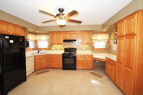 109 E Apache Ave E, Shabbona, IL 60550 photo 14