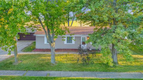 109 E Apache Ave E, Shabbona, IL 60550 photo 4