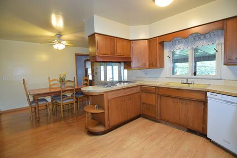 207 Eastgate St, Algonquin, IL 60102 photo 9