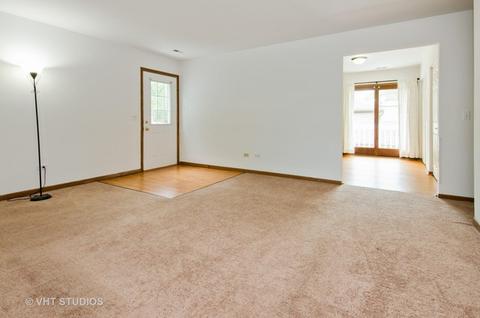 328 Lily Ln, Lakemoor, IL 60051 photo 3