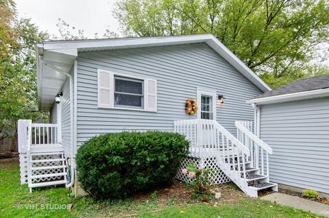 328 Lily Ln, Lakemoor, IL 60051 photo 1
