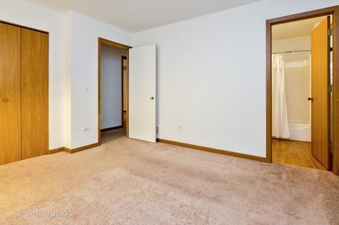 328 Lily Ln, Lakemoor, IL 60051 photo 9