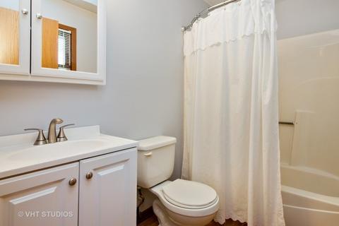328 Lily Ln, Lakemoor, IL 60051 photo 10