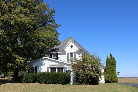 11280 Hazel Rd, Morrison, IL 61270 photo 2