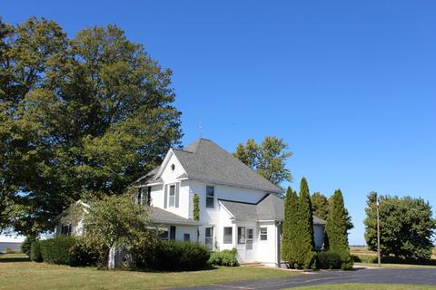 11280 Hazel Rd, Morrison, IL 61270 photo 1