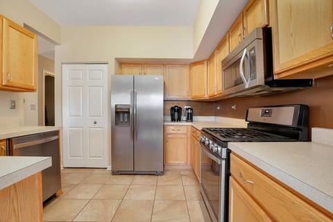 2419 Georgetown Cir, Aurora, IL 60503 photo 11