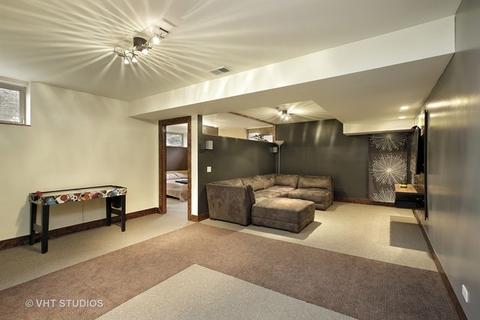 9323 Knight Ave, Des Plaines, IL 60016 photo 16